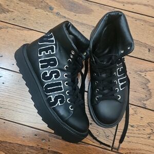 Versus Versace Ankle Boots Combat Black Leather Size 37 Rare!